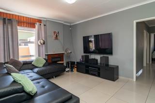  Bedroom Property for Sale in Townsend Estate Western Cape
